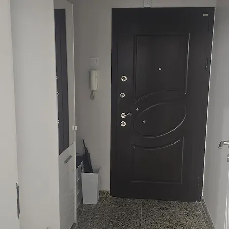 Luxury Old With Parking Φιλιππούπολη